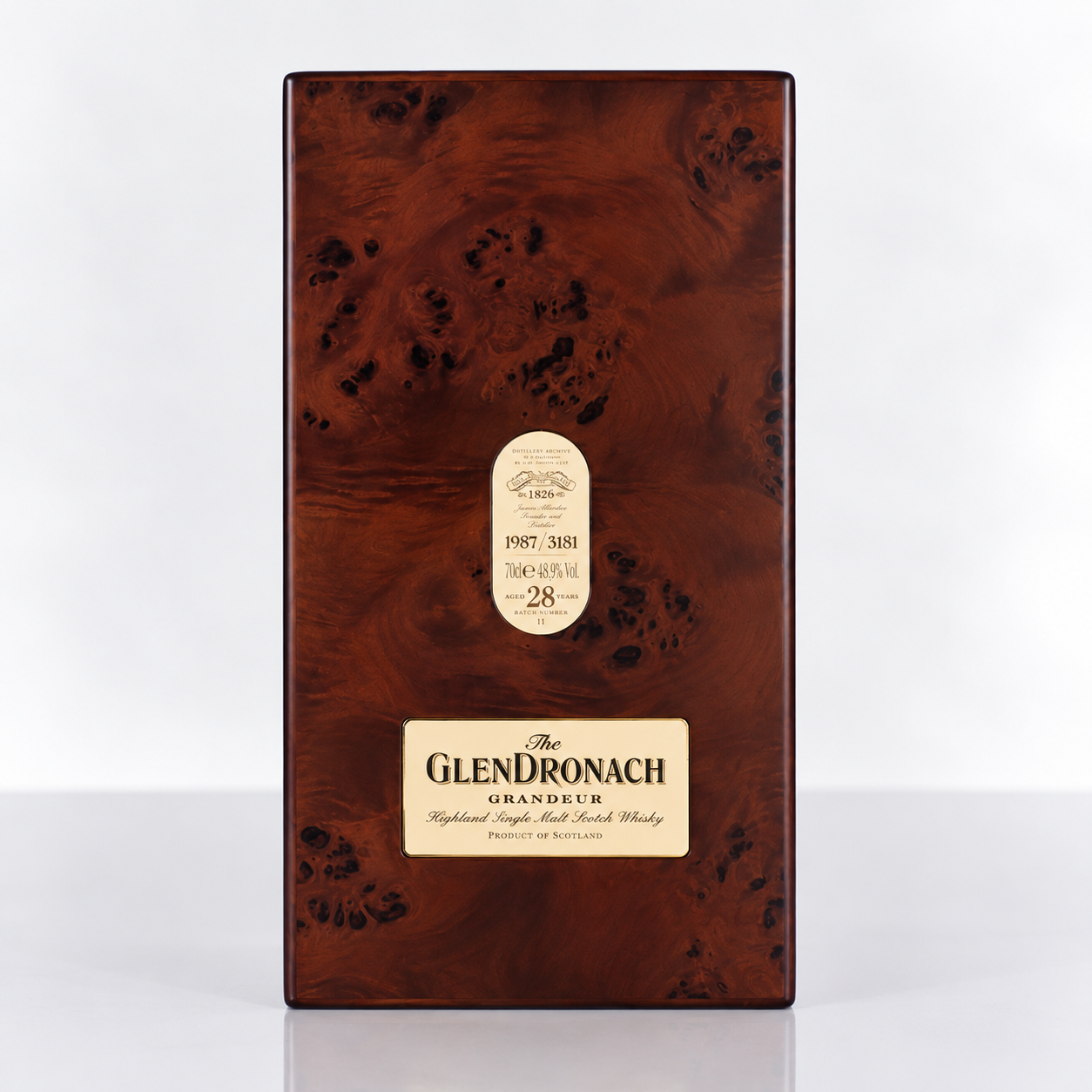 The GlenDronach Grandeur Batch 11 28 Year Old Single Malt Whisky 48.9% ABV 700ml - Image 5